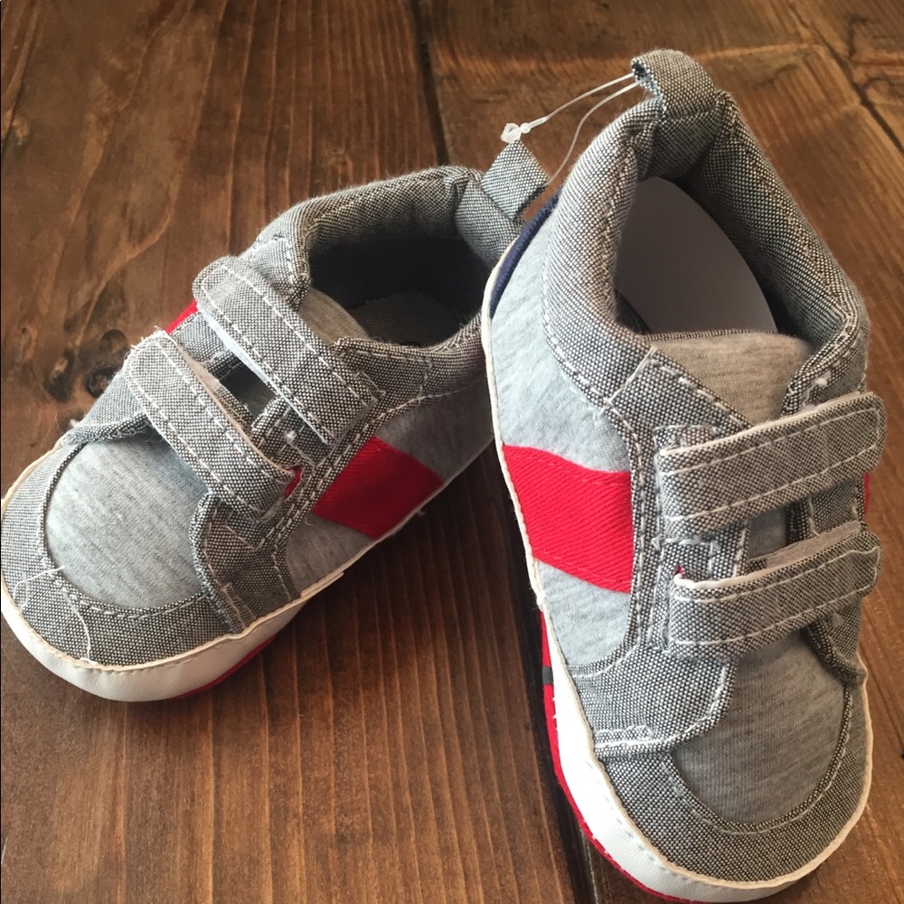 Soft crib shoes